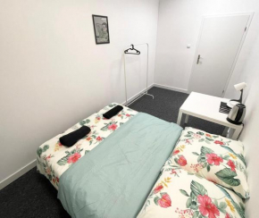 Fantastic Waw - CH5 Room B111